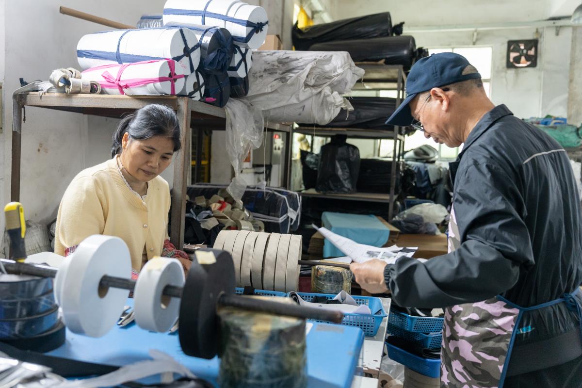 Custom Hat Factory 1