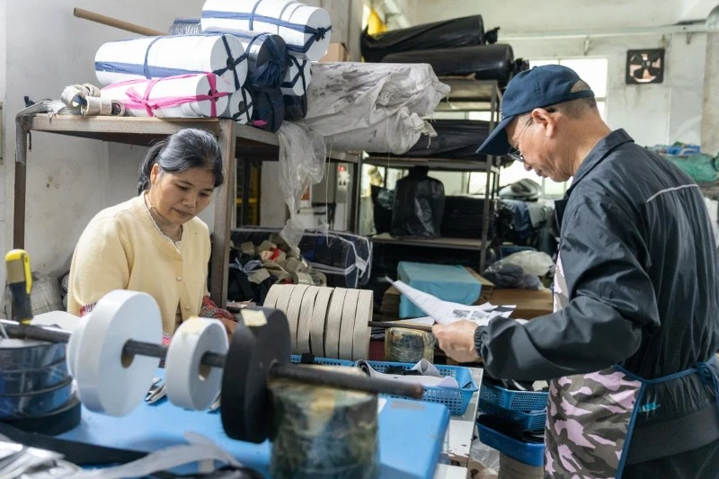 Custom Hat Factory 1 Custom Hat Factory 1