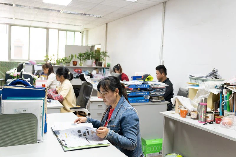 QUA02181001 QUA02181001